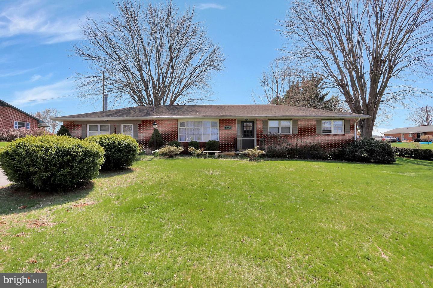 Property Photo: 802 Joy Drive PA 17225