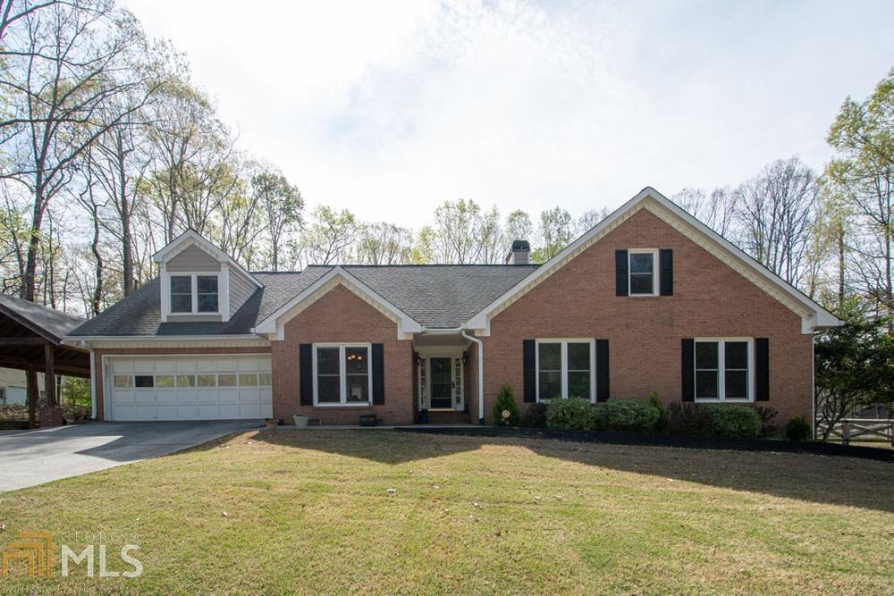 Property Photo: 664 Clarke Trl GA 30019