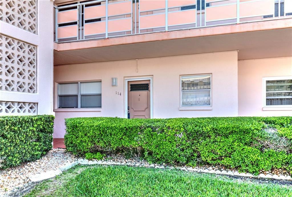 Property Photo: 5623 80th St N 114 FL 33709