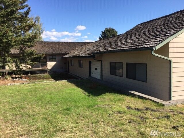 Property Photo: 49 Shirley Rd WA 98844