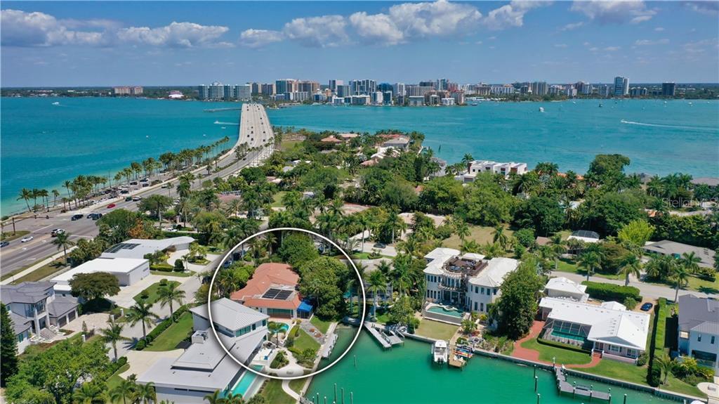 Property Photo: 122 Seagull Lane FL 34236