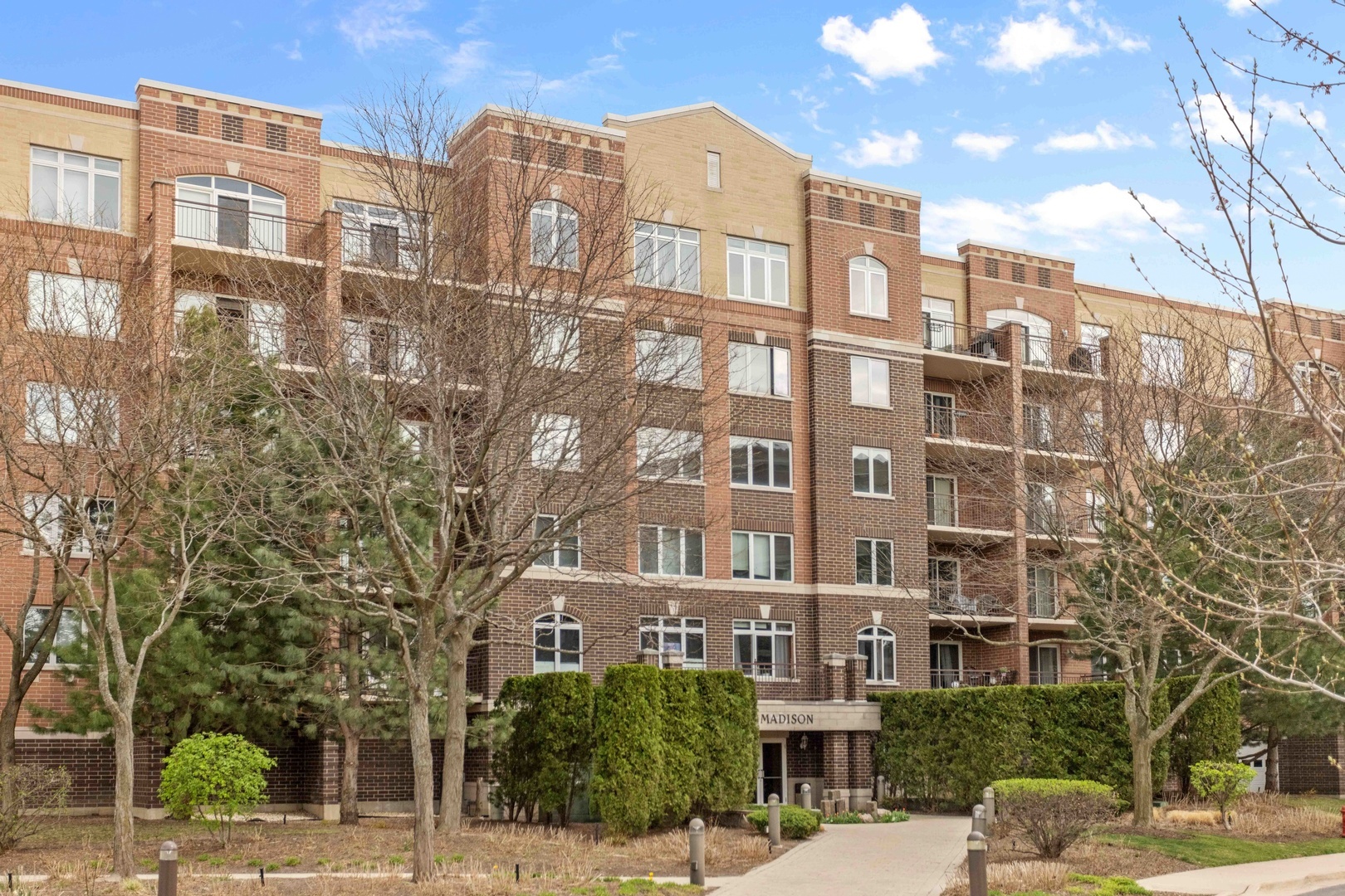 Property Photo: 5055 W Madison Street 203 IL 60077