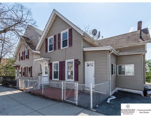 Property Photo:  467 Salem St  MA 02148 