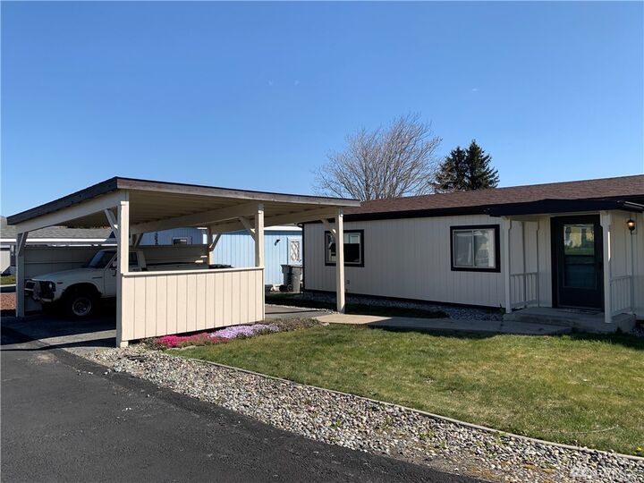 1143 Foothills Lane  Wenatchee WA 98801 photo