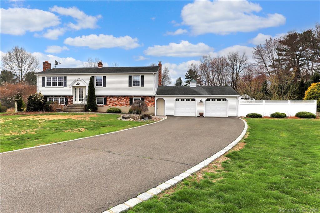 Property Photo: 31 Chevelle Place CT 06461