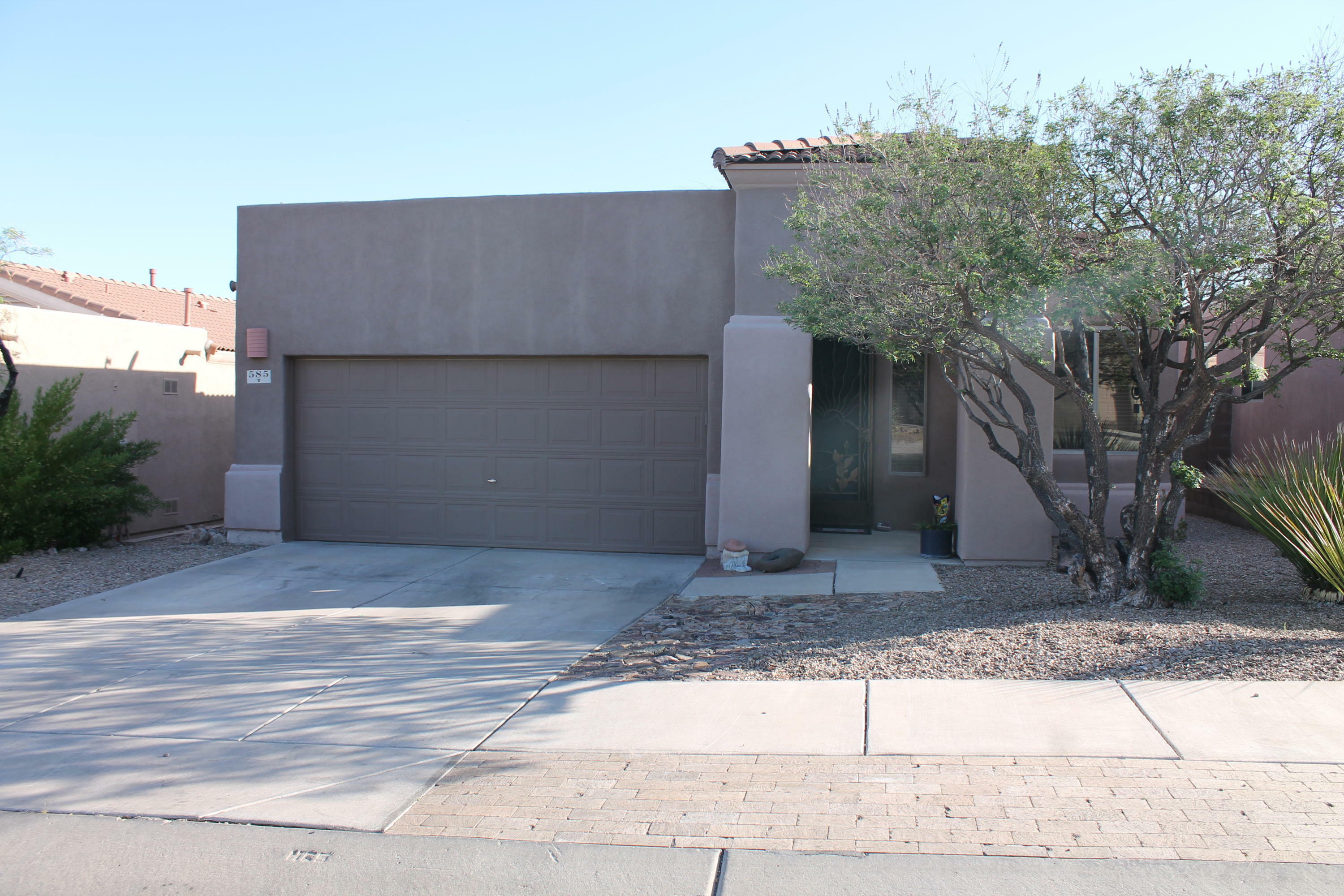 Property Photo:  585 E Painted Pueblo Drive  AZ 85641 