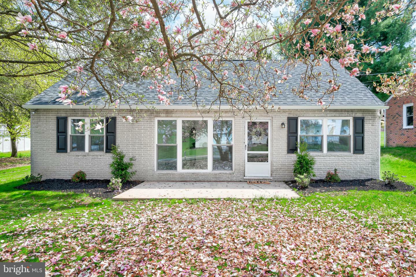 Property Photo: 1762 Druck Valley Road PA 17406