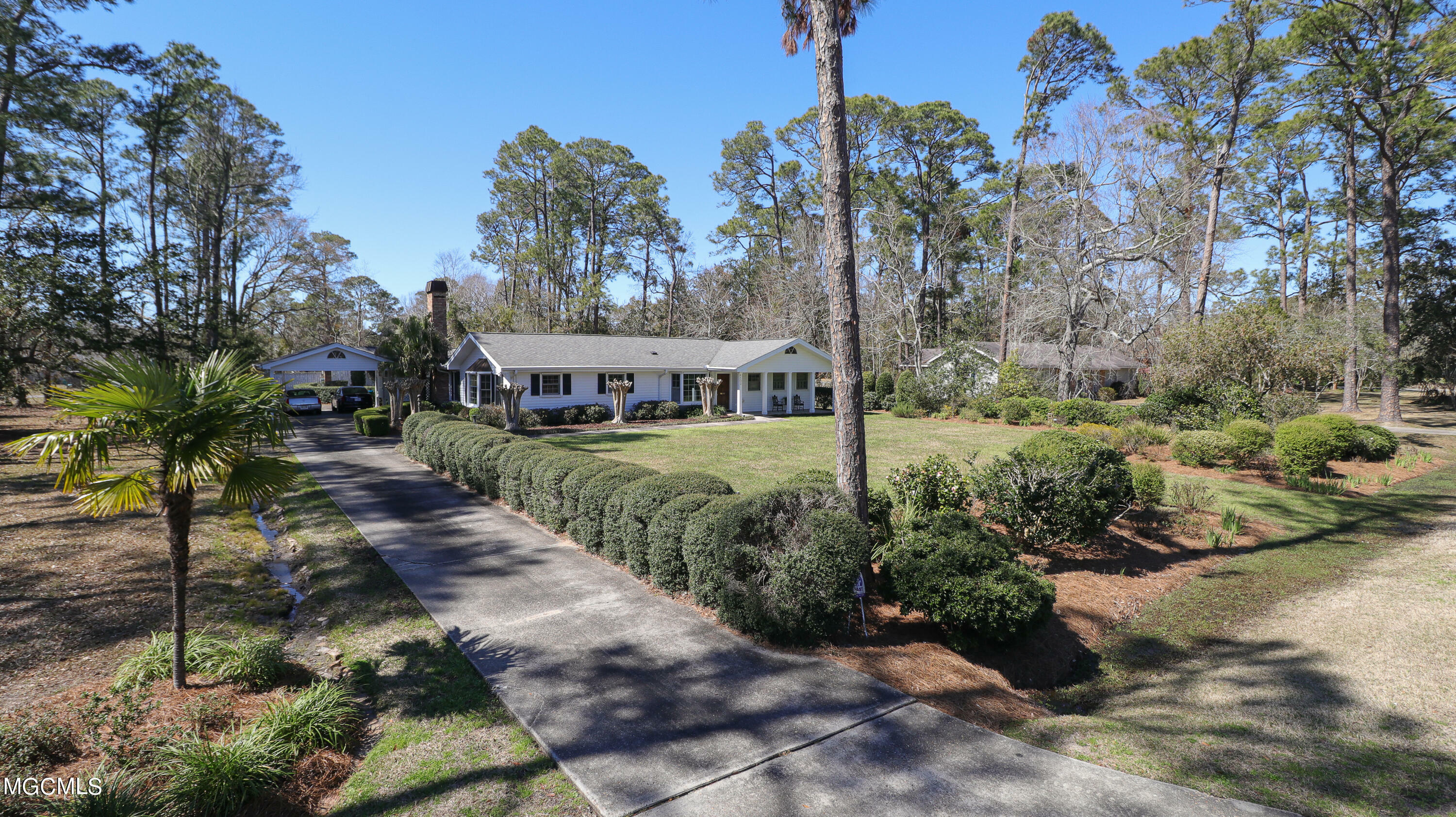 Property Photo: 4103 Franklin Avenue MS 39507