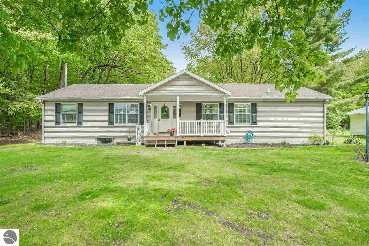 Property Photo: 223 Maple Avenue MI 49635