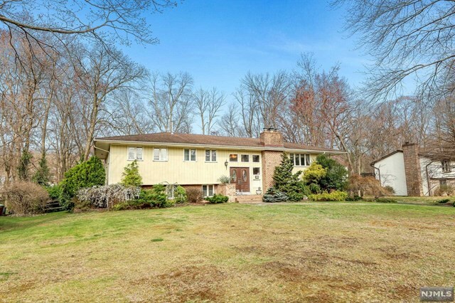 Property Photo: 14 Garden Court NJ 07676