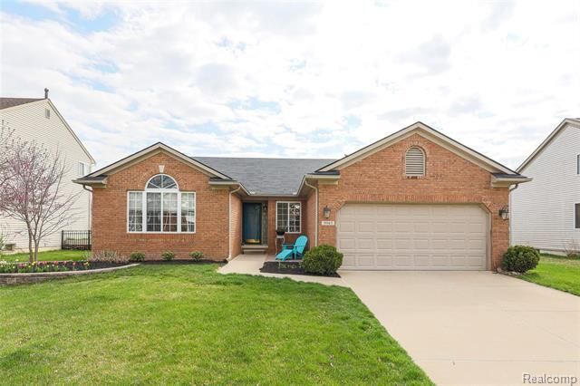 Property Photo: 9943 Lancaster Drive MI 48111