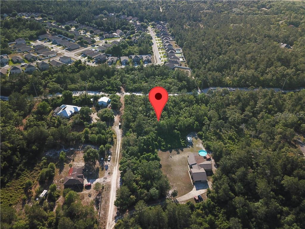 Property Photo: 730 Simran Way FL 32744