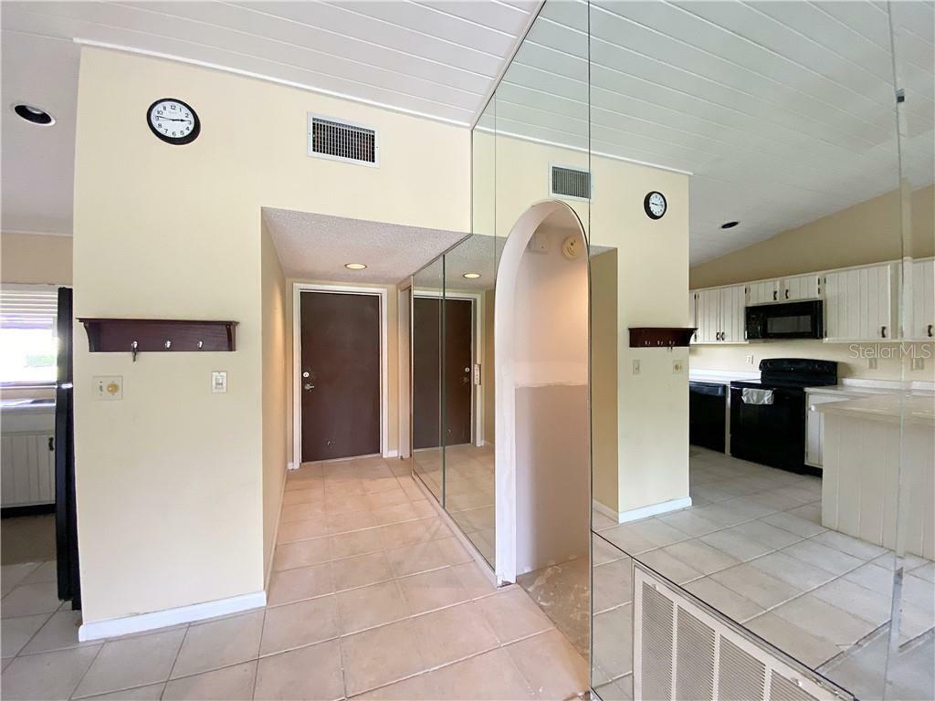 Property Photo:  2203 Country Club Drive B23  FL 33898 