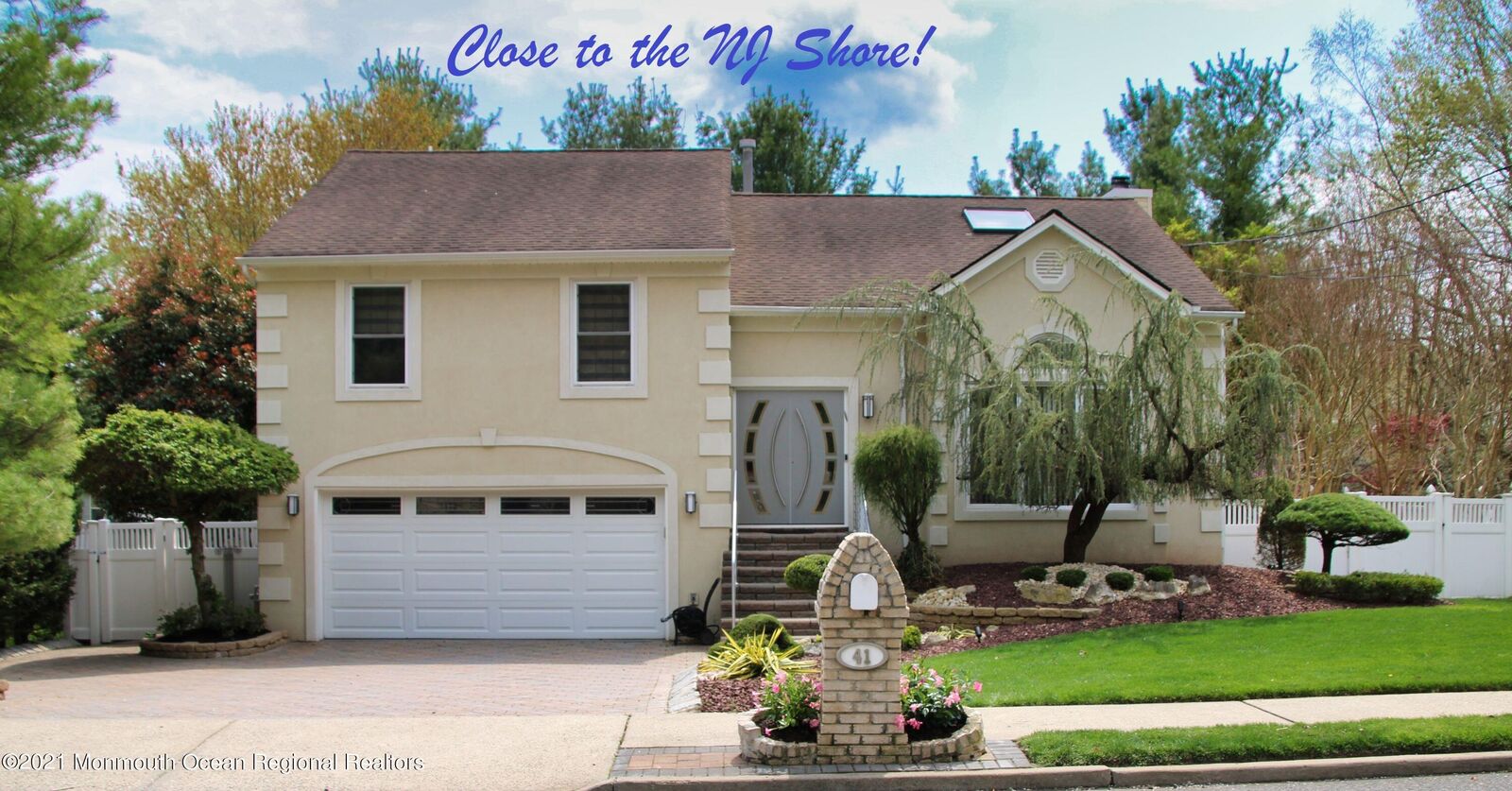 Property Photo:  41 Friendship Road  NJ 07731 