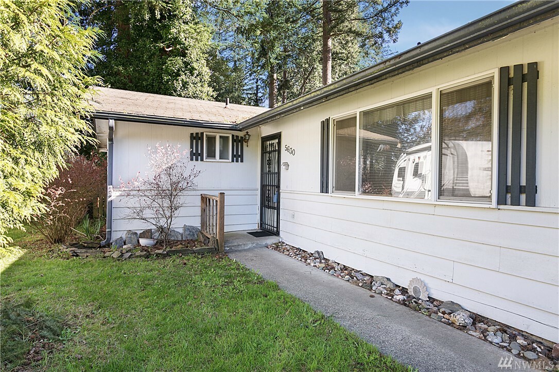 Property Photo:  5630 Orchard Dr  WA 98248 