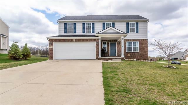 Property Photo: 1653 Sandra Drive MI 48357