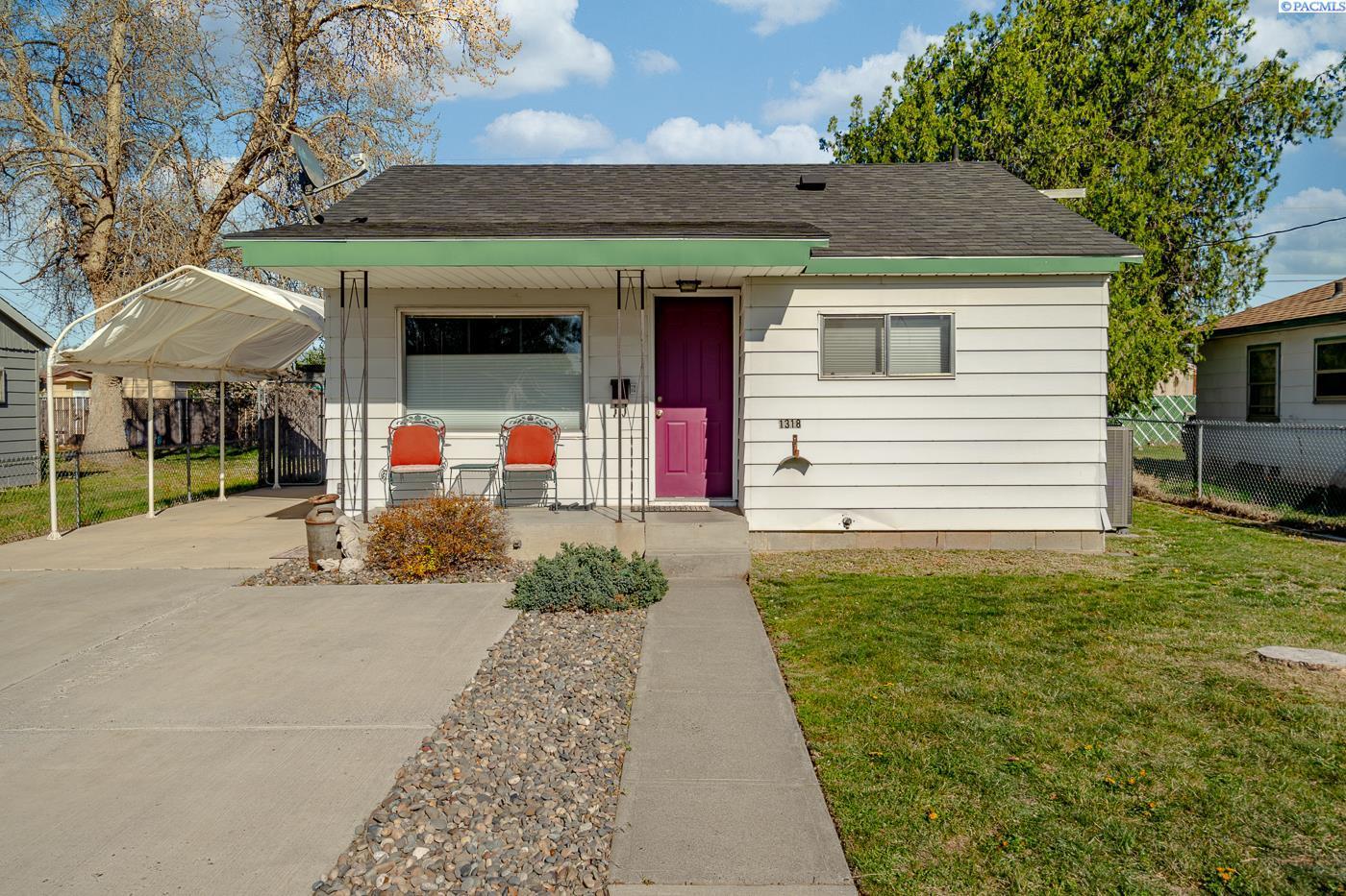 Property Photo: 1318 Tunis Street WA 99354