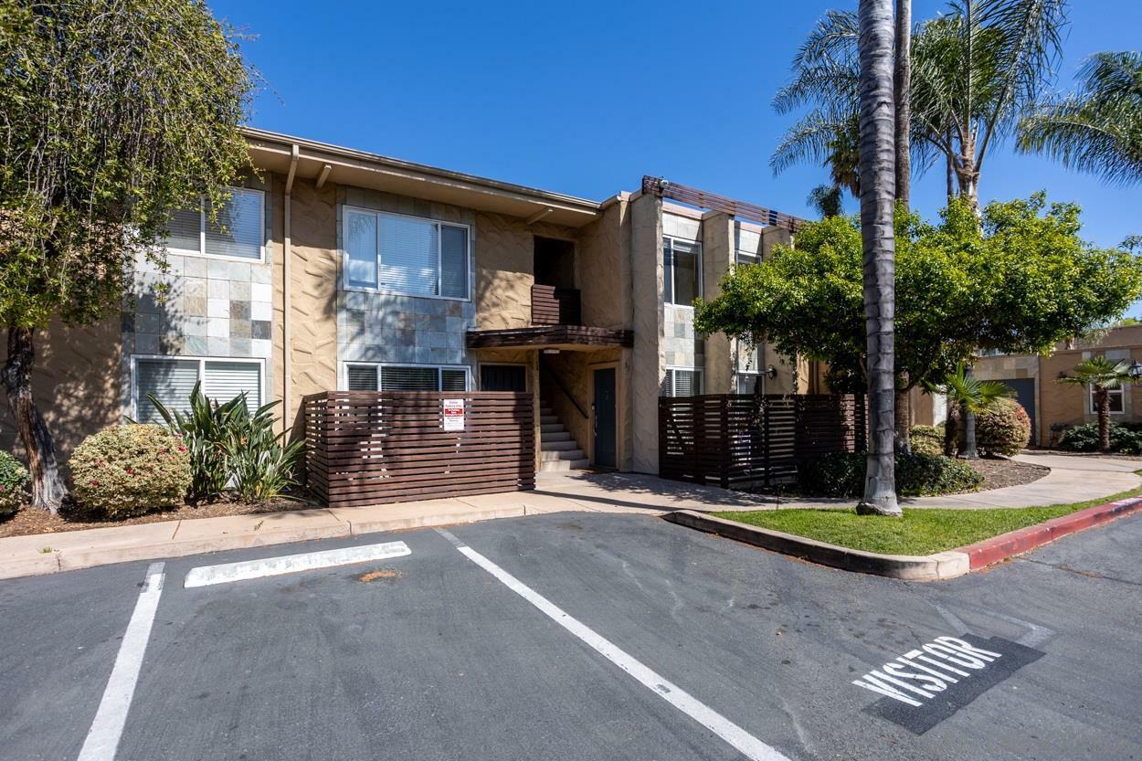 Property Photo:  1386 E Madison Ave 35  CA 92021 