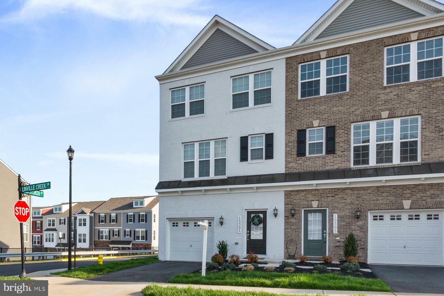 Property Photo: 15301 Linville Creek Drive VA 20169