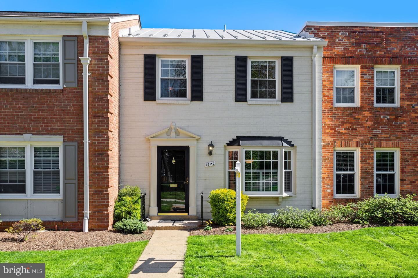 Property Photo:  1522 Westmoreland Street  VA 22101 