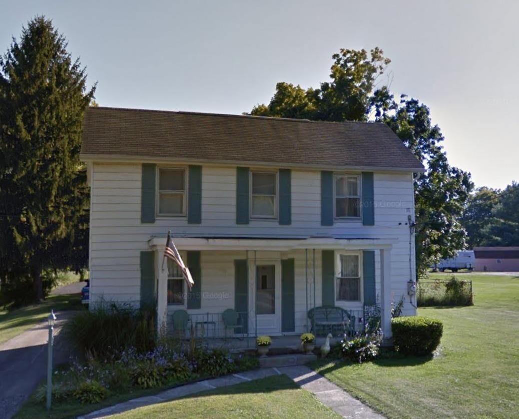 Property Photo: 10033 Lincoln Rd OH 45111