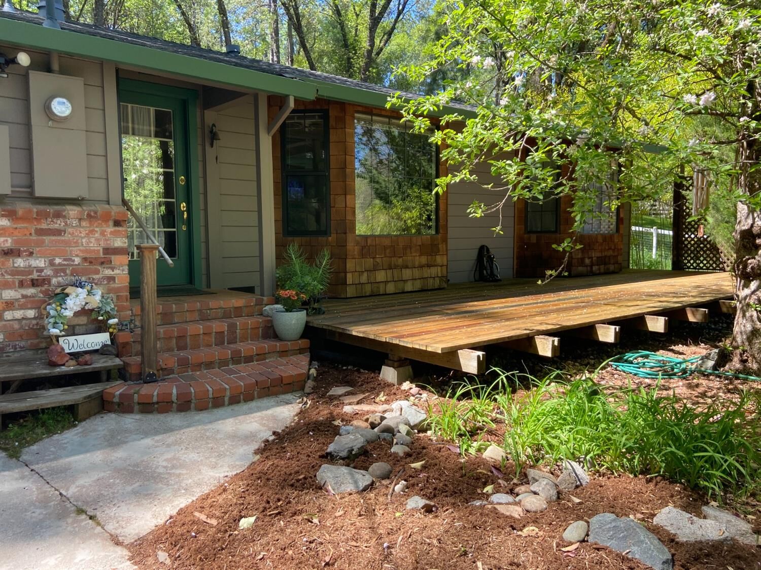 Property Photo: 1165 Meadow Lane CA 95722