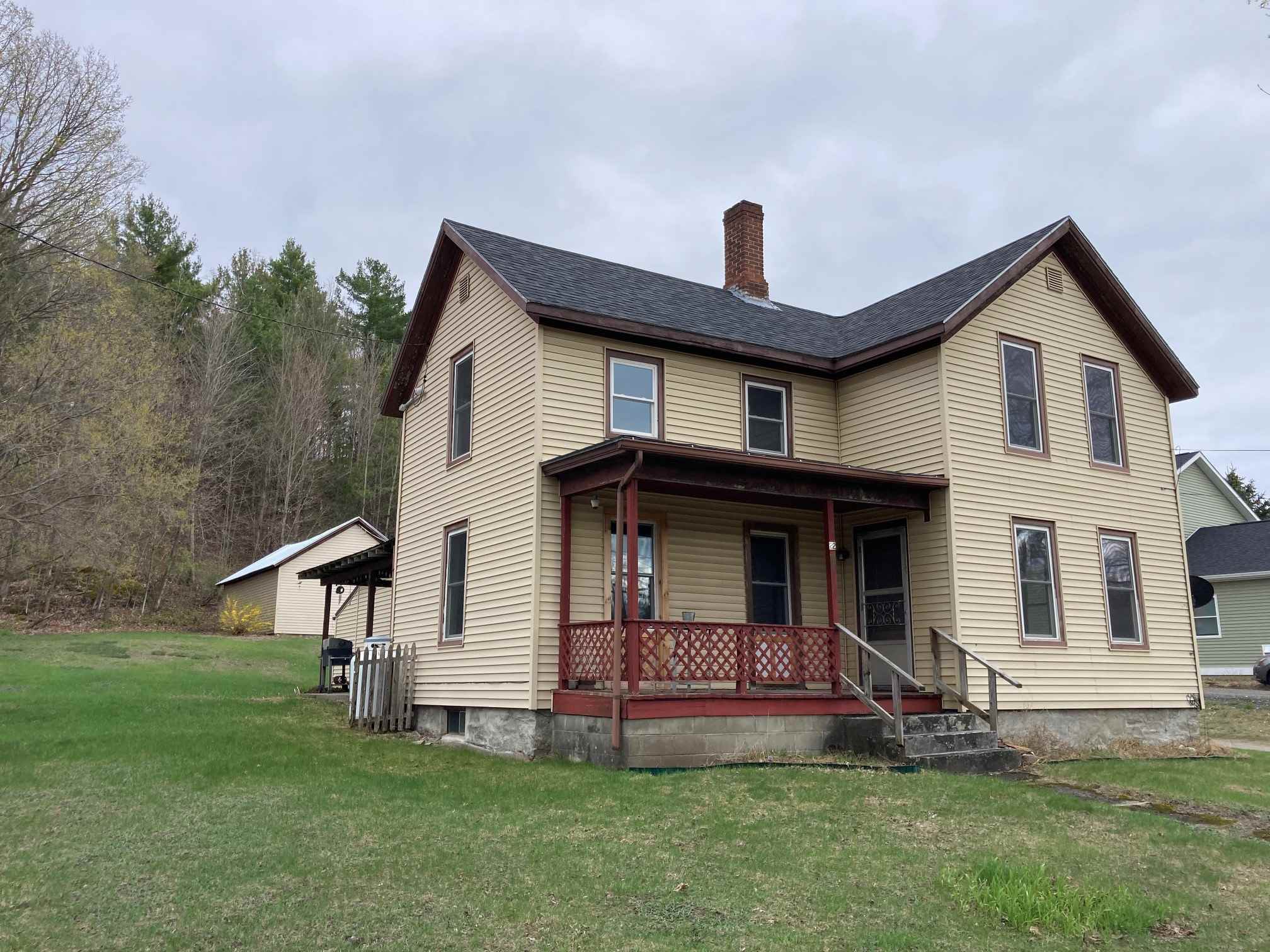 Property Photo:  22 Railroad Street  VT 05468 