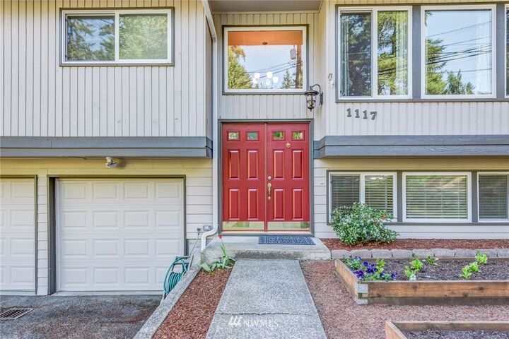 Property Photo: 1117 NE 195th Street WA 98155