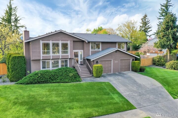 3215 31st Ave SE  Puyallup WA 98374 photo