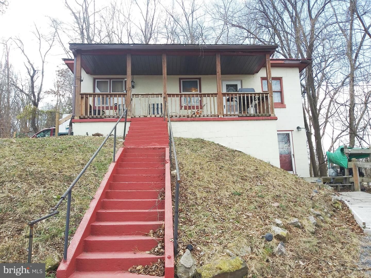 Property Photo: 198 Hill School Rd WV 26753