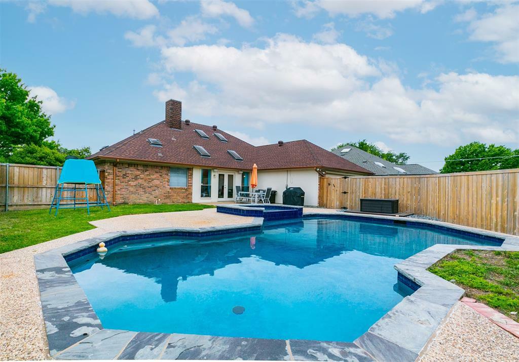 Property Photo: 2309 Evergreen Drive TX 75075