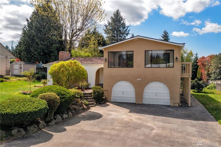 Property Photo:  15705 63rd Ave NE  WA 98028 