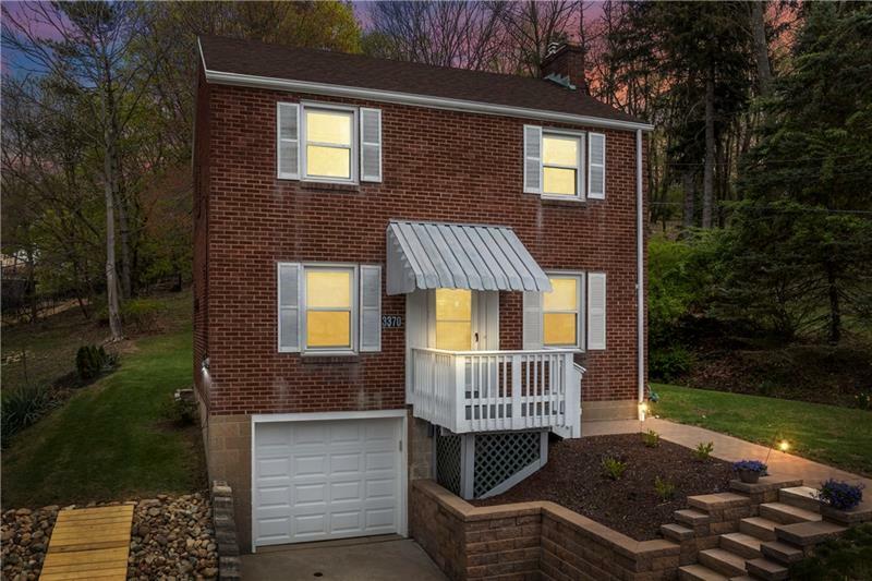 Property Photo:  3370 Evergreen Road  PA 15237 