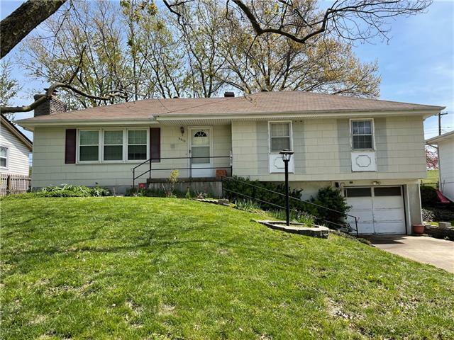 Property Photo: 6513 N Indiana Avenue MO 64119