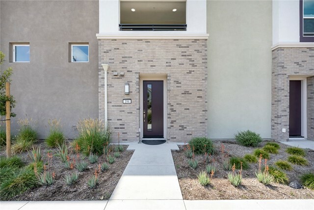 Property Photo:  194 Novel  CA 92618 