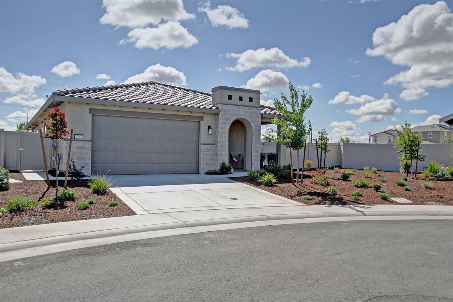 Property Photo: 2153 Gemini Lane CA 95747