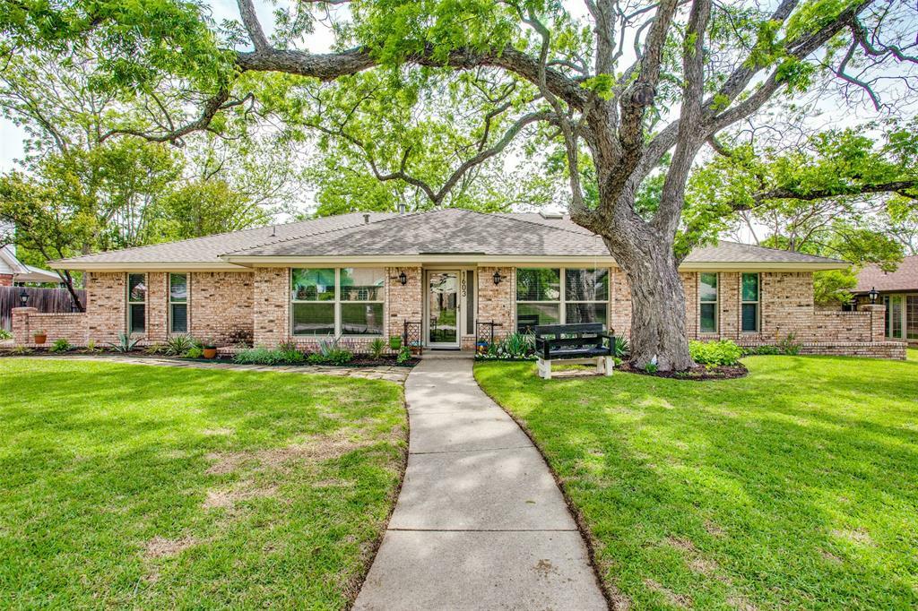 Property Photo: 1603 Wagon Wheel Trail TX 76013