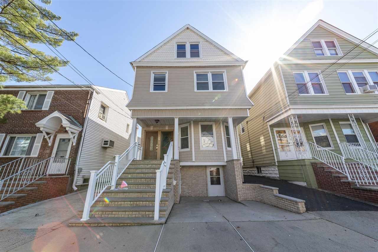 Property Photo: 166 West 10th St 1 NJ 07002