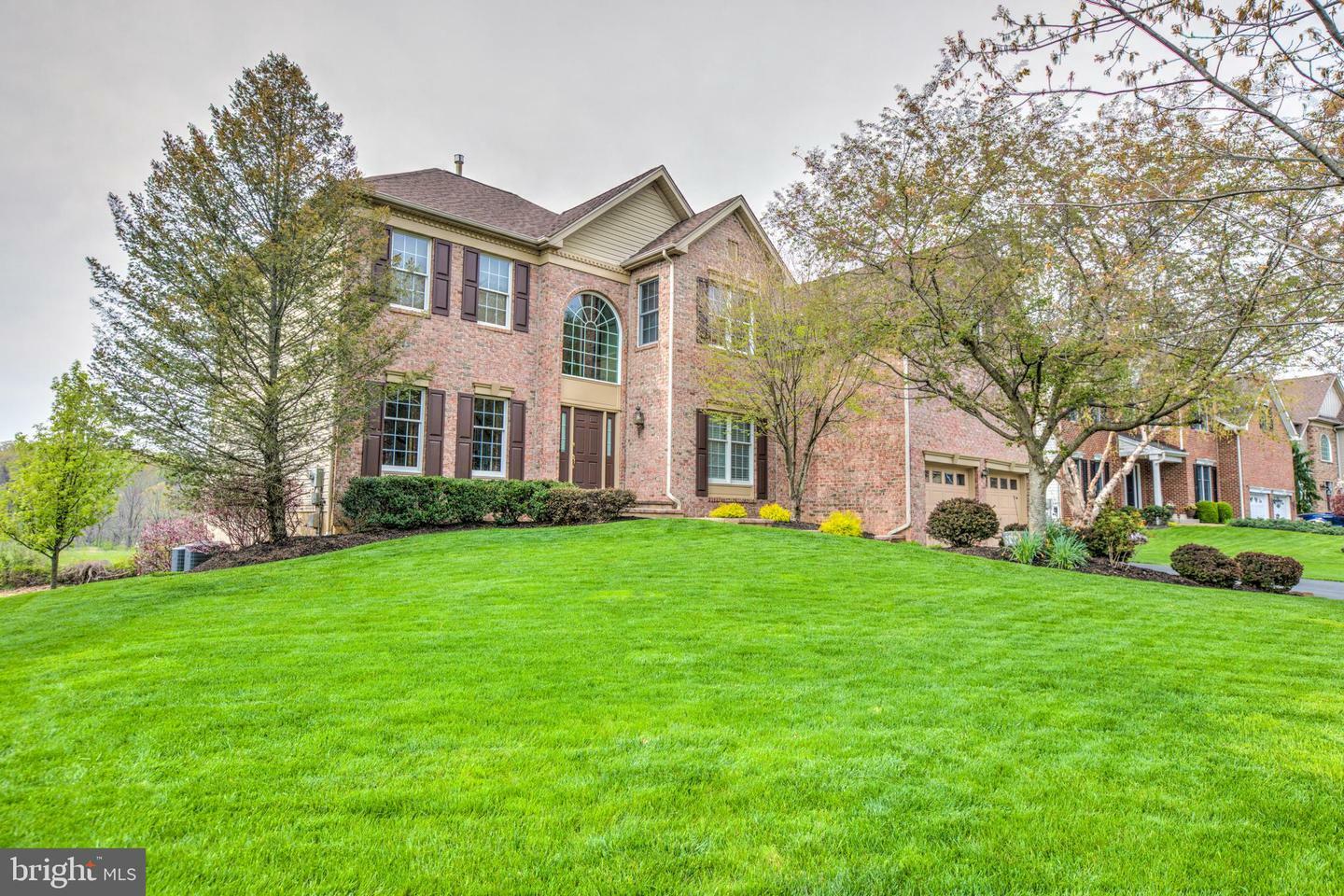 Property Photo:  3752 Powder Horn Drive  PA 18925 