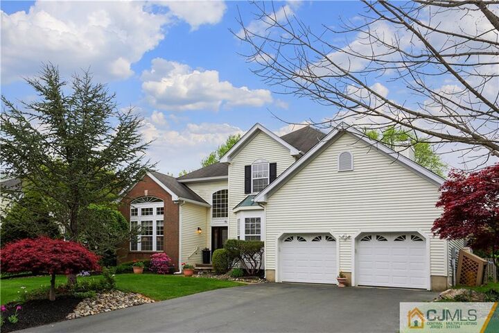 15 Primrose Lane  East Brunswick NJ 08816 photo