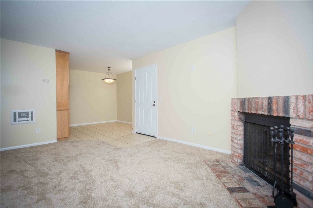 Property Photo:  1660 S El Camino Real G203  CA 92024 