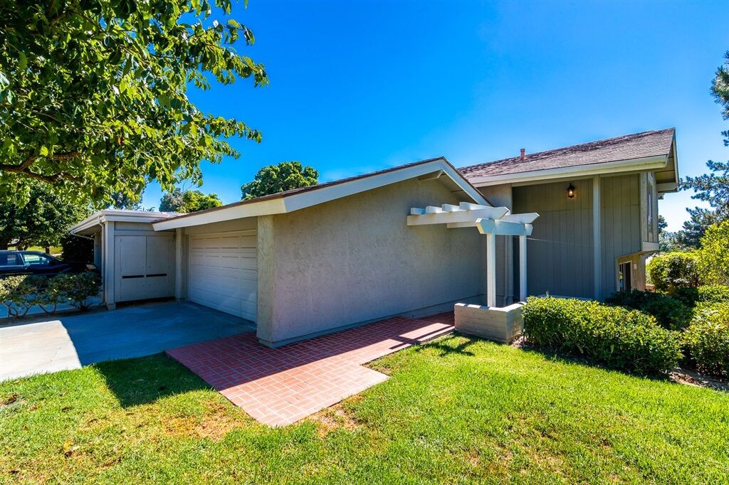 Property Photo: 2244 Caminito Castillo CA 92037