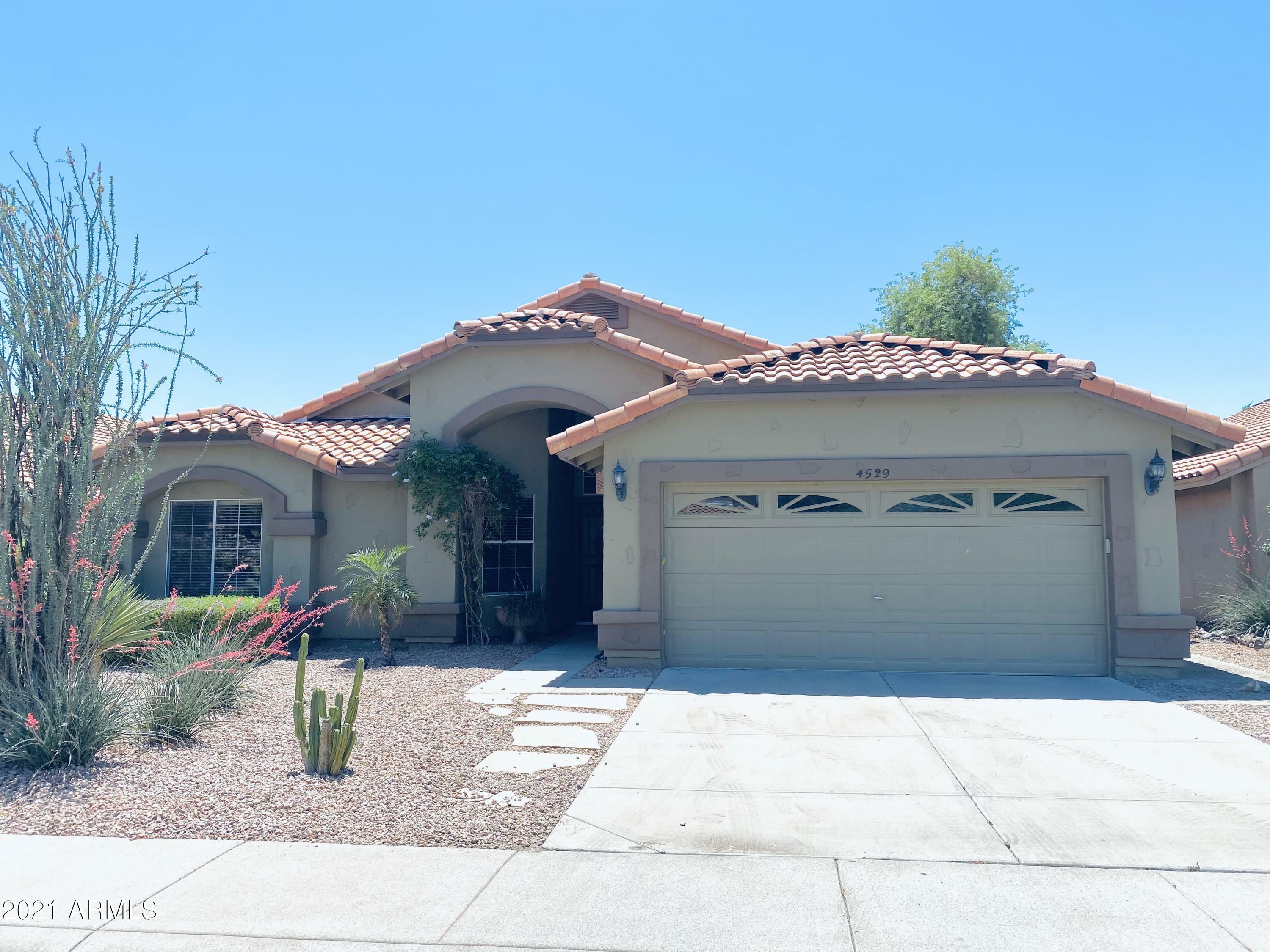 Property Photo:  4529 E Rock Wren Road  AZ 85044 