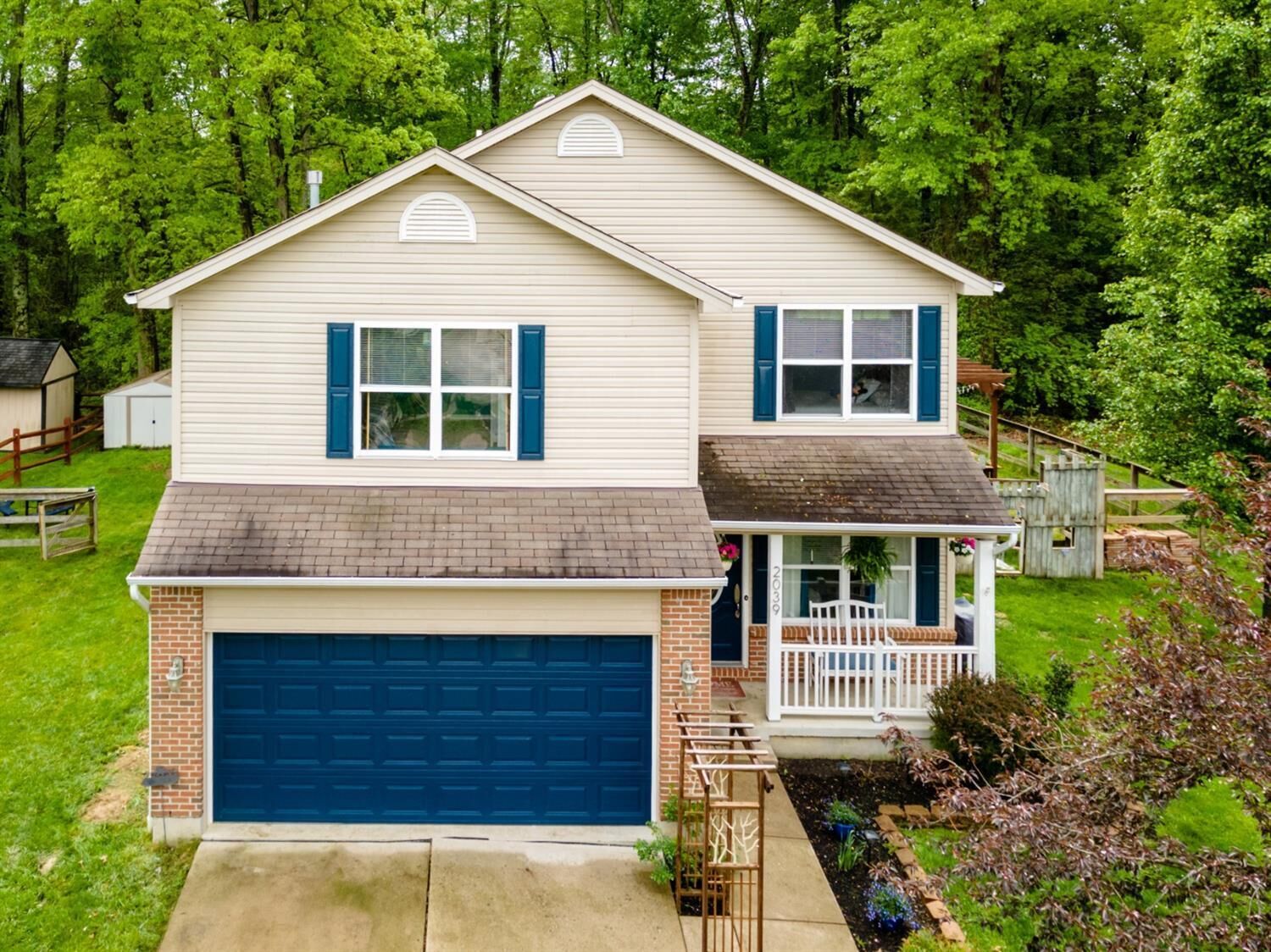 Property Photo: 2039 Whispering Willow Ln OH 45102