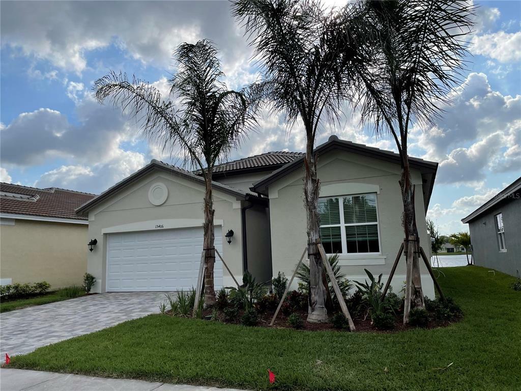 Property Photo:  15406 Santa Pola Drive  FL 33598 