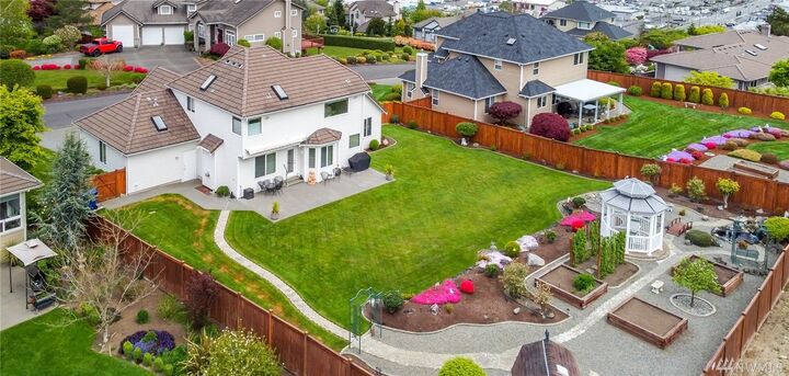 Property Photo: 12404 9th St E WA 98372