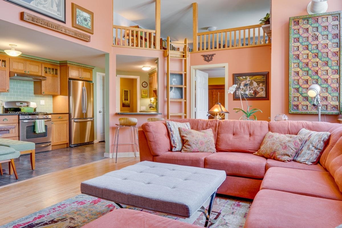 Property Photo: 67 Union Street 2F VT 05404