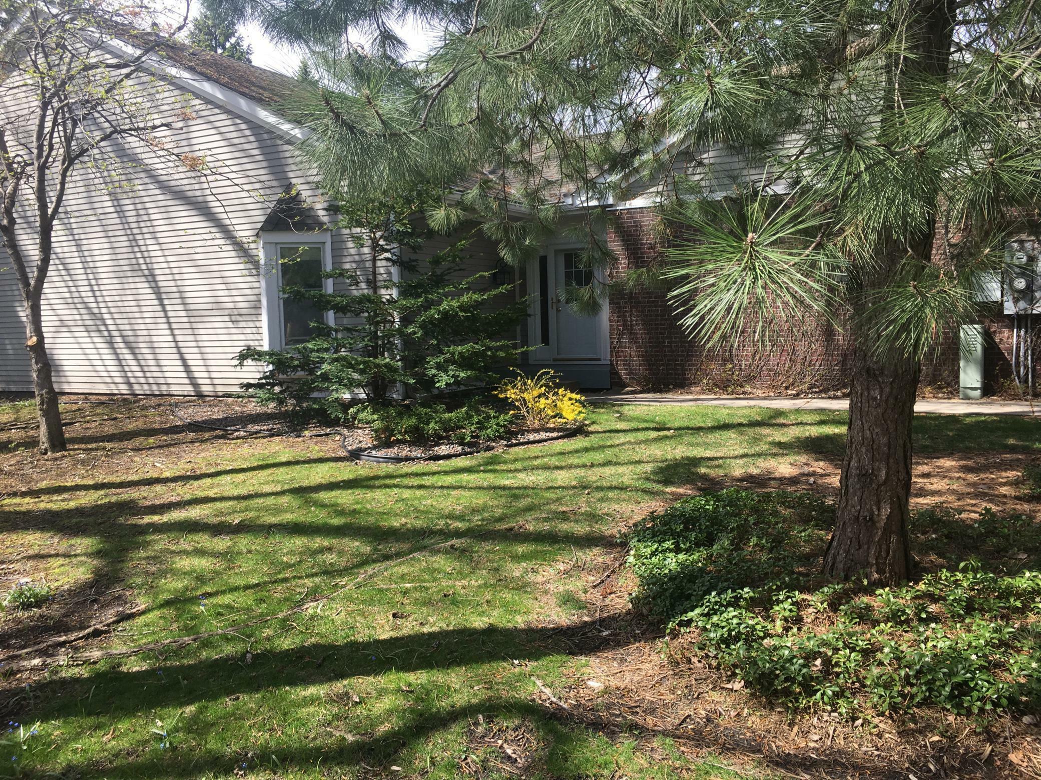 Property Photo: 134 Edgewood Court MN 55391