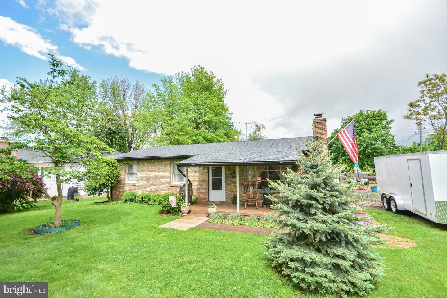 Property Photo:  602 N Reymann Street  WV 25438 