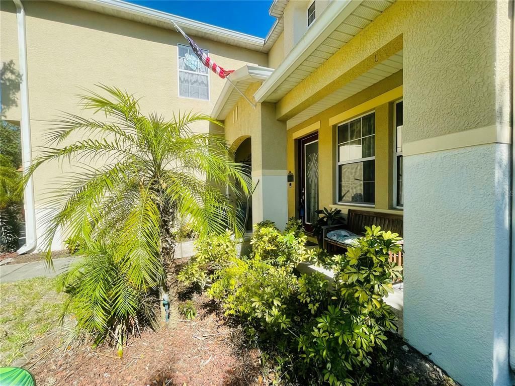 Property Photo:  1603 Atlantic Drive  FL 33570 